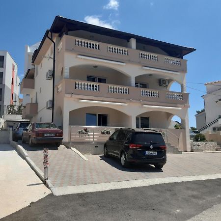 Apartmani Vera Primošten Exterior foto