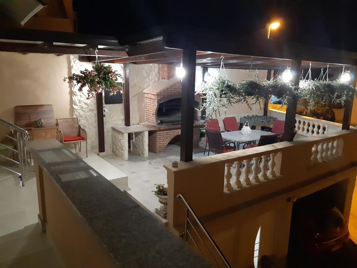 Apartmani Vera Primošten Exterior foto