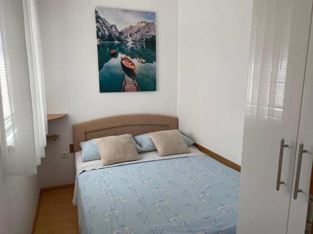 Apartmani Vera Primošten Exterior foto