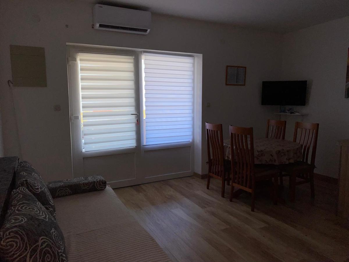 Apartmani Vera Primošten Exterior foto