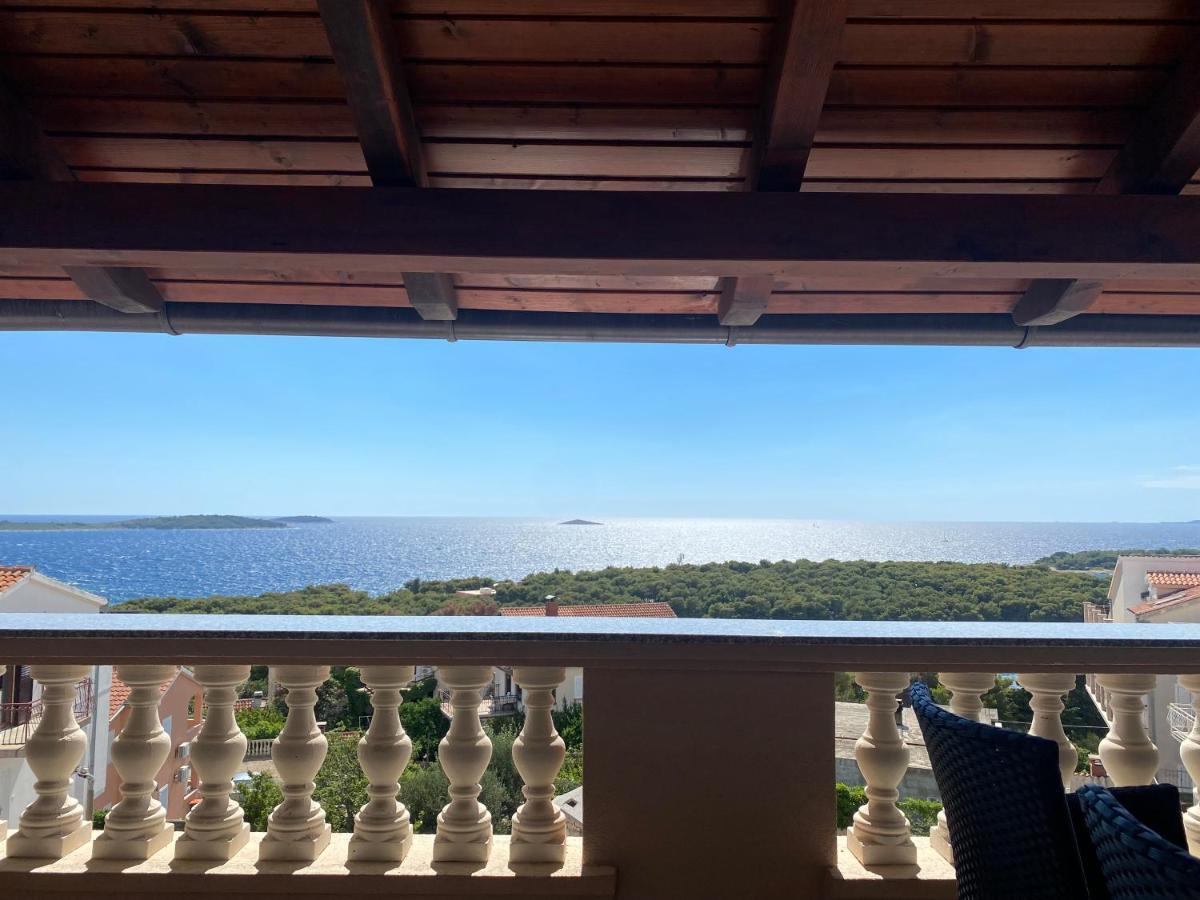 Apartmani Vera Primošten Exterior foto