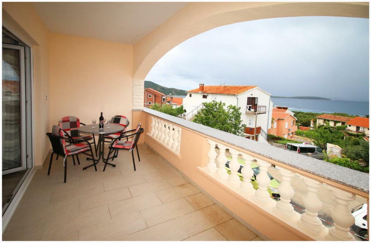 Apartmani Vera Primošten Exterior foto