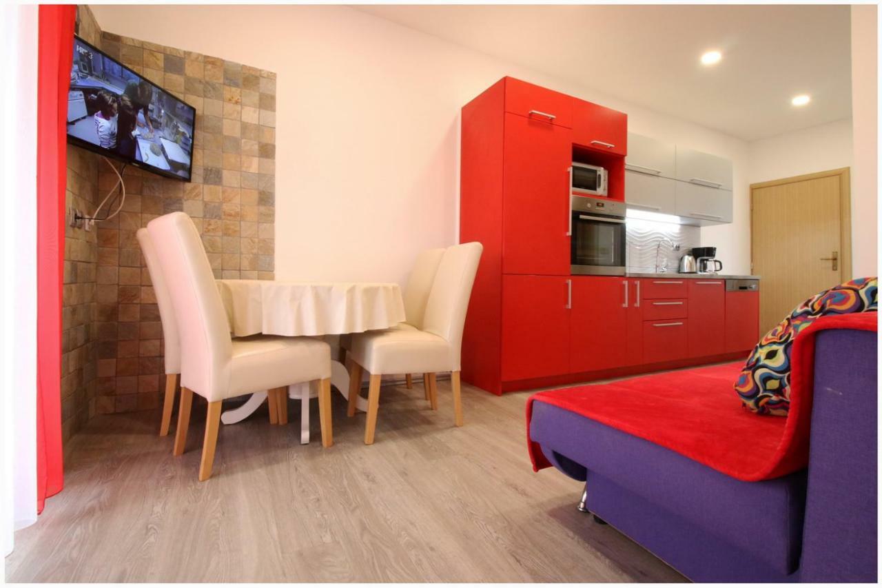 Apartmani Vera Primošten Exterior foto